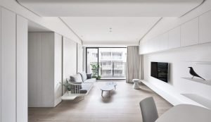 Striking dining table minimalist #minimalistinteriordesign #minimalistlivingroom #minimalistbedroom