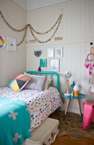 Marvelous cute rustic bedroom ideas #cutebedroomideas #teenagegirlbedroom #bedroomdecorideas