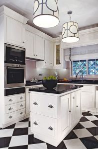 Trending kitchen decor ideas #smallkitchenremodel #smallkitchenideas Trending kitchen contractors #smallkitchenremodel #smallkitchenideas