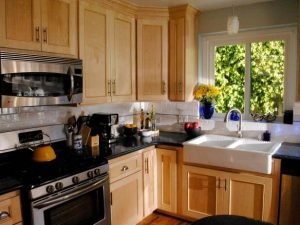 Nice wood kitchen cabinets #kitchencabinetremodel #kitchencabinetrefacing Nice cabinet door refacing cost #kitchencabinetremodel #kitchencabinetrefacing