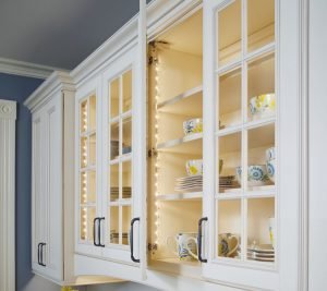 Popular kitchen lighting modern ideas #kitchenlightingideas #kitchencabinetlighting Popular best track lighting for kitchen #kitchenlightingideas #kitchencabinetlighting