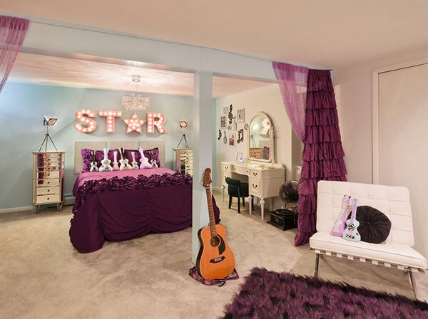 Trang trí phòng ngủ dễ thương đơn giản với một chút ánh hồng và tím