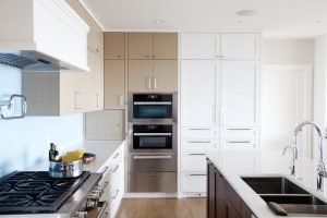 Beautiful small kitchen remodel #kitchencabinetremodel #kitchencabinetrefacing Beautiful cost of replacing kitchen cabinet doors and drawers #kitchencabinetremodel #kitchencabinetrefacing