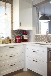 Kitchen Cabinet Remodel Easy Ways To Remodel Your Kitchen Cabinet