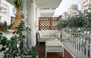 Awesome aluminum fence #privacyfenceideas #gardenfence #woodenfenceideas Awesome inexpensive privacy fence ideas #privacyfenceideas #gardenfence #woodenfenceideas