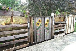 Remarkable metal fence posts #privacyfenceideas #gardenfence #woodenfenceideas Remarkable yard fence ideas #privacyfenceideas #gardenfence #woodenfenceideas