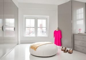 Astounding wooden closet #walkinclosetdesign #closetorganization #bedroomcloset Astounding closet design ideas #walkinclosetdesign #closetorganization #bedroomcloset