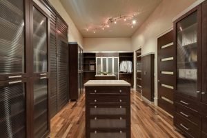 Delight walk in closet #walkinclosetdesign #closetorganization #bedroomcloset Delight design your own closet #walkinclosetdesign #closetorganization #bedroomcloset