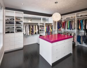 Striking design a walk in closet #walkinclosetdesign #closetorganization #bedroomcloset Striking small walk in closet ideas #walkinclosetdesign #closetorganization #bedroomcloset