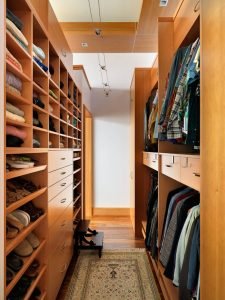 Sensational built in closet #walkinclosetdesign #closetorganization #bedroomcloset Sensational walk in closet shelving #walkinclosetdesign #closetorganization #bedroomcloset