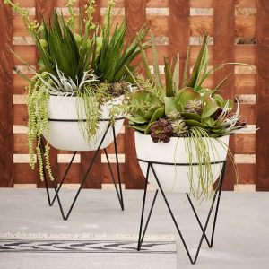 Incredible indoor plant shelf #diyplantstandideas #plantstandideas #plantstand Incredible small plant stand #diyplantstandideas #plantstandideas #plantstand