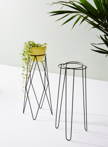 Unforgettable plant pot ideas #diyplantstandideas #plantstandideas #plantstand Unforgettable indoor plant table #diyplantstandideas #plantstandideas #plantstand