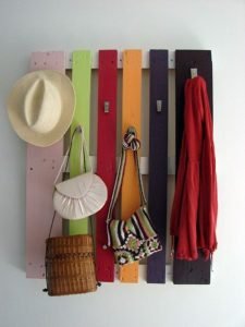 Uplifting wall coat rack #diyhatrack #hatrackideas #caprack #hanginghatrack Uplifting easy diy hat rack #diyhatrack #hatrackideas #caprack #hanginghatrack