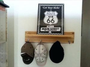 Famous diy coat and hat rack #diyhatrack #hatrackideas #caprack #hanginghatrack Famous hat storage #diyhatrack #hatrackideas #caprack #hanginghatrack
