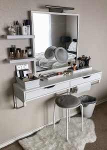Unforgettable makeup vanity table #makeuproomideas #makeupstorageideas #diymakeuporganizer Unforgettable makeup setting spray #makeuproomideas #makeupstorageideas #diymakeuporganizer