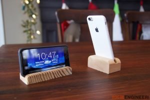 Staggering diy headphone stand #diyphonestandideas #phoneholderideas #iphonestand Staggering cell phone stand for desk #diyphonestandideas #phoneholderideas #iphonestand