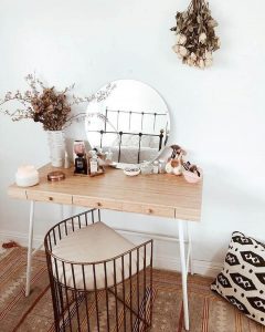 Terrific corner makeup vanity #makeuproomideas #makeupstorageideas #diymakeuporganizer Terrific simple makeup room ideas #makeuproomideas #makeupstorageideas #diymakeuporganizer